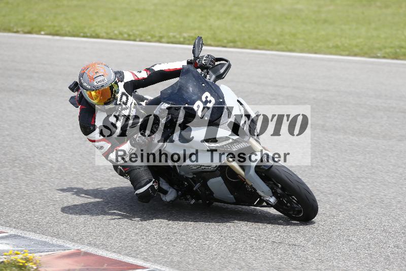 /Archiv-2024/29 12.06.2024 MOTO.CH Track Day ADR/Gruppe gelb/23